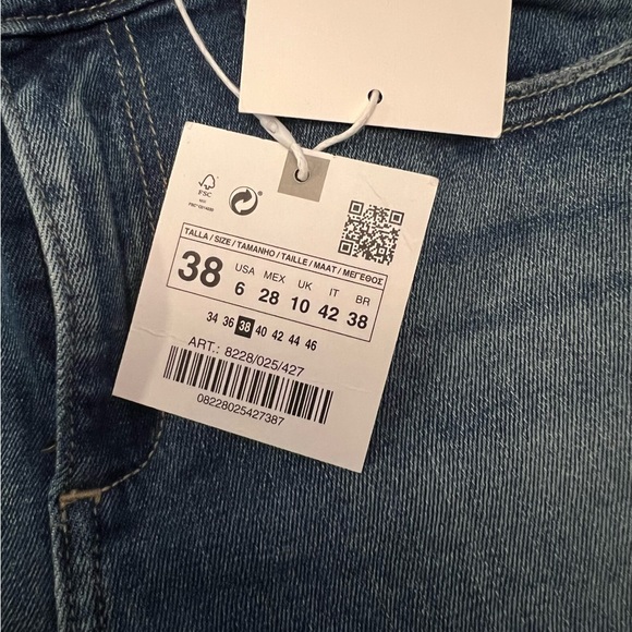Zara Mid Rise Skinny Jeans - Size 6 - NWT - Picture 4 of 7